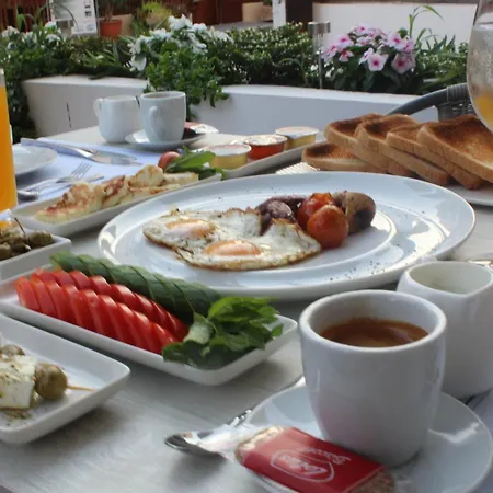 Hotel La Veranda Larnaka