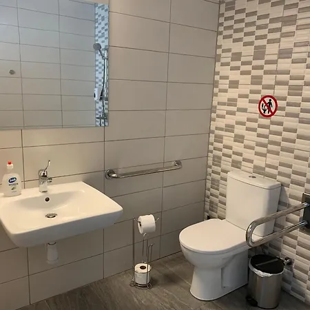 Отель La Veranda Ларнака
