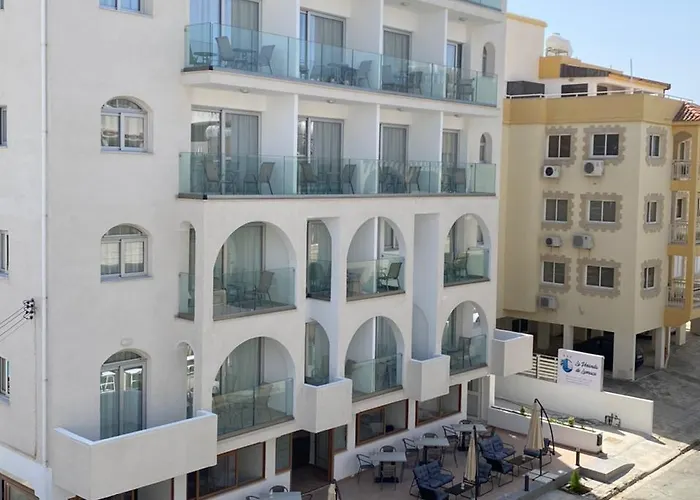 Hotel La Veranda Larnaca